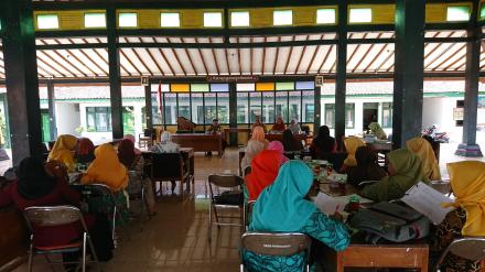 Pertemuan Rutin Kader Desa Poncosari