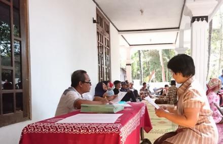 Pembagian Sertifikat PTSL Dusun Ngentak