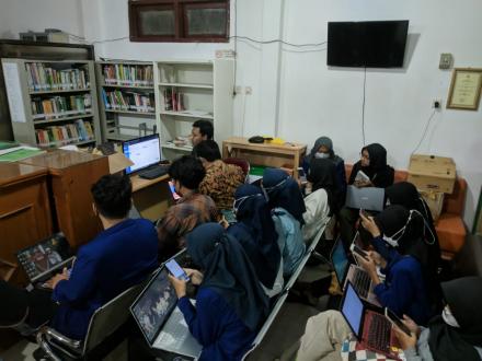 Bimtek Input Data Perpustakaan Bersama Mahasiswa KKN UNY