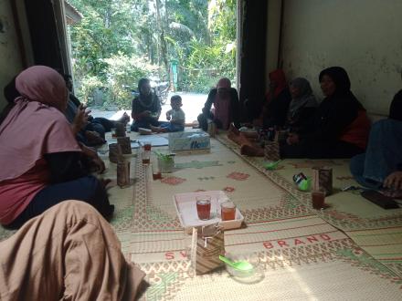 Pertemuan KWT Bayu Lestari Dusun Bayuran