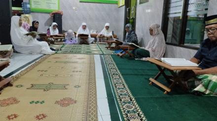 Pelaksanaan Tadarus Al Quran Jamaah Masjid Al Hikmah Dusun Besole