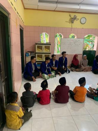 KKNM 17130 UNY Dampingi TPA Anak Dusun Kukap