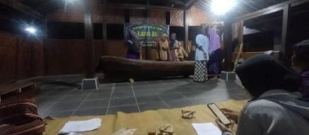 Kesenian Gejog Lesung Dusun Bayuran