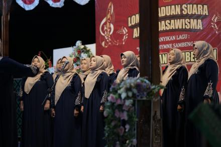 Kemeriahan Lomba Paduan Suara Dusun Sambeng 3