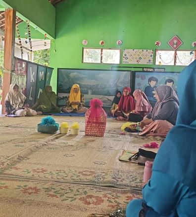 Pelatihan Pembuatan Hantaran Tradisional