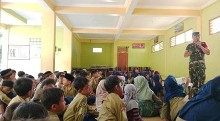 Sosialisasi STOP Bullying Oleh Babinsa Dalam Acara MPLS