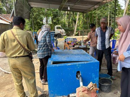 Pelaksanaan Monitoring Dan Evaluasi Program Pamsimas Dusun Jopaten