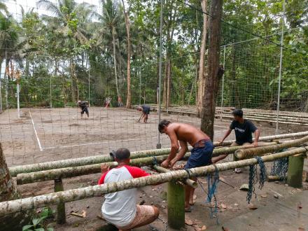 Pembuatan Lapangan Turnamen Voly Dusun Sameng 3