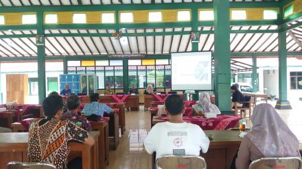 Monev BKK Danais Desa Maritim