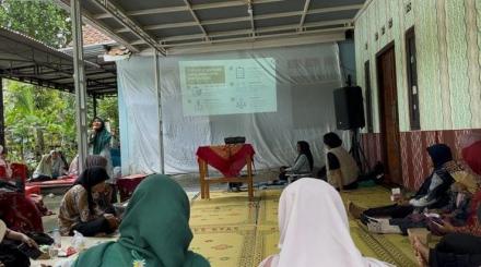 Pelaksanaan Pertemuan Rutin KWT Multisari