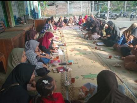 Pertemuan PKK Dusun Talkondo