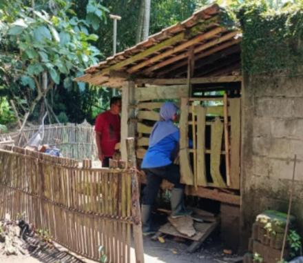 Pemberian Vaksin Gratis Hewan Ternak Di Dusun Singgelo Oleh Puskeswan